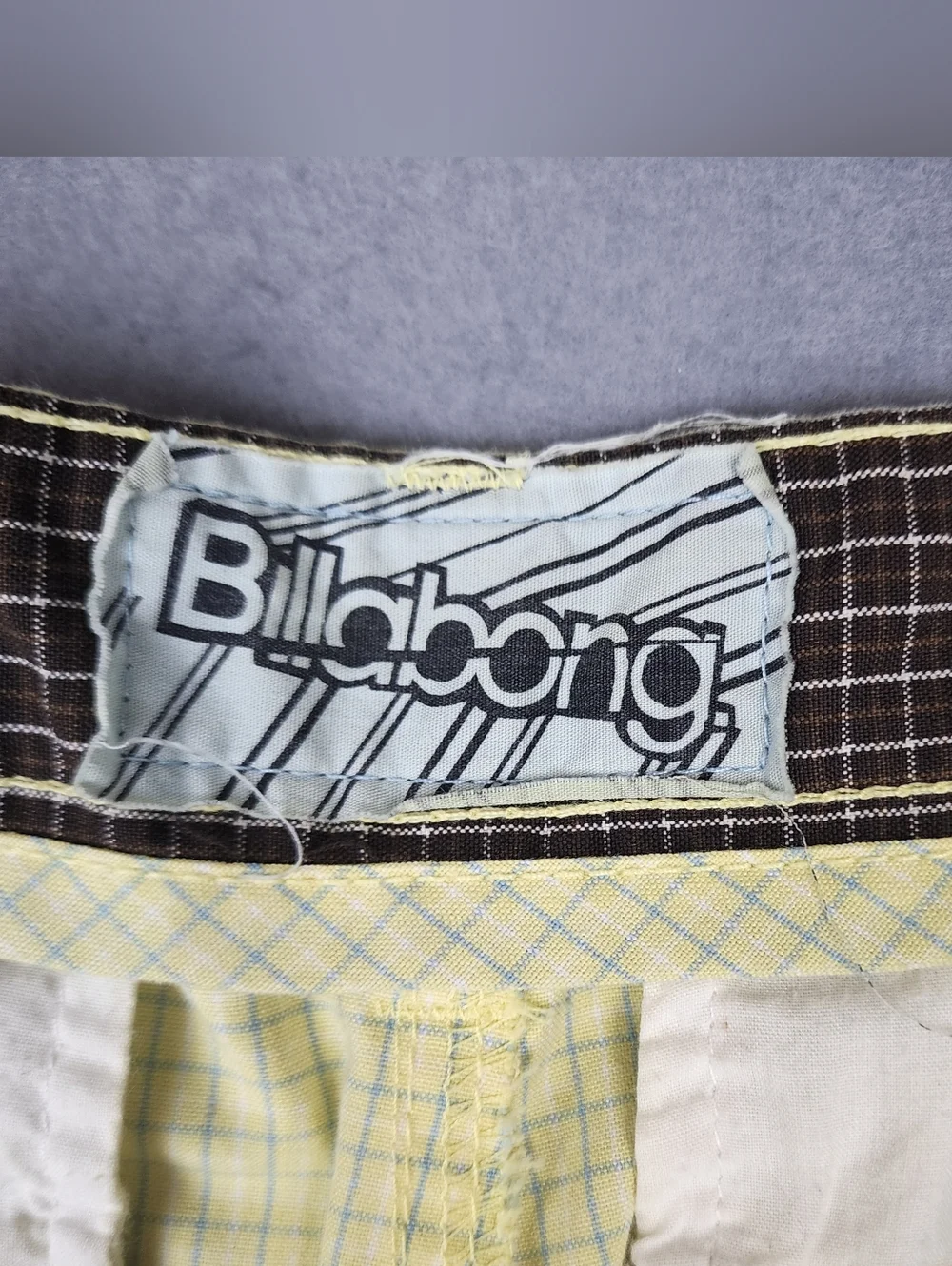 Billabong Light Yellow And Blue Checkered Men's Shorts Streetwear Y2K